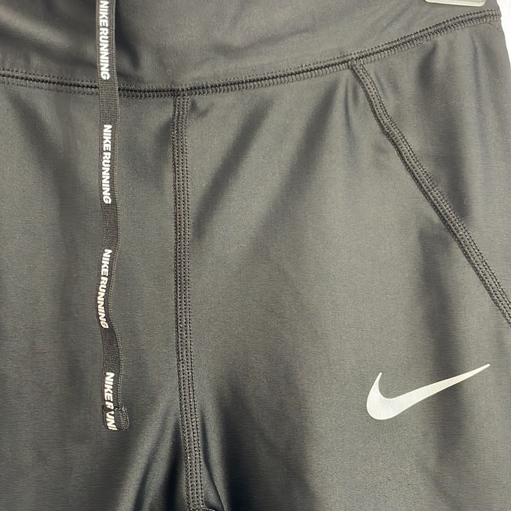 Nike Black Cropped Leggings Small - Picture 4 of 9